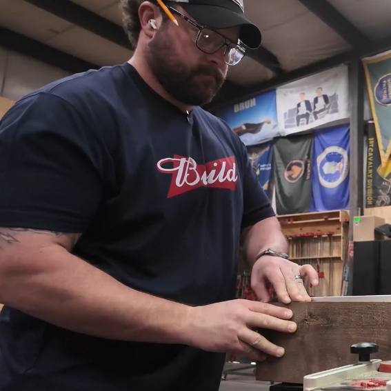 Build Iconic T-Shirt