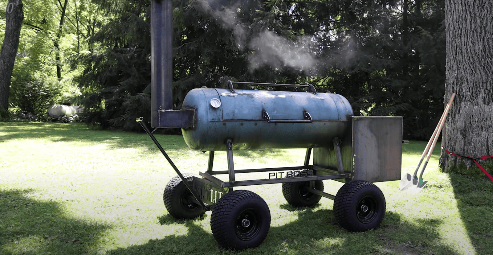 I Build A SMOKER From A 65-Year-Old Compressor!