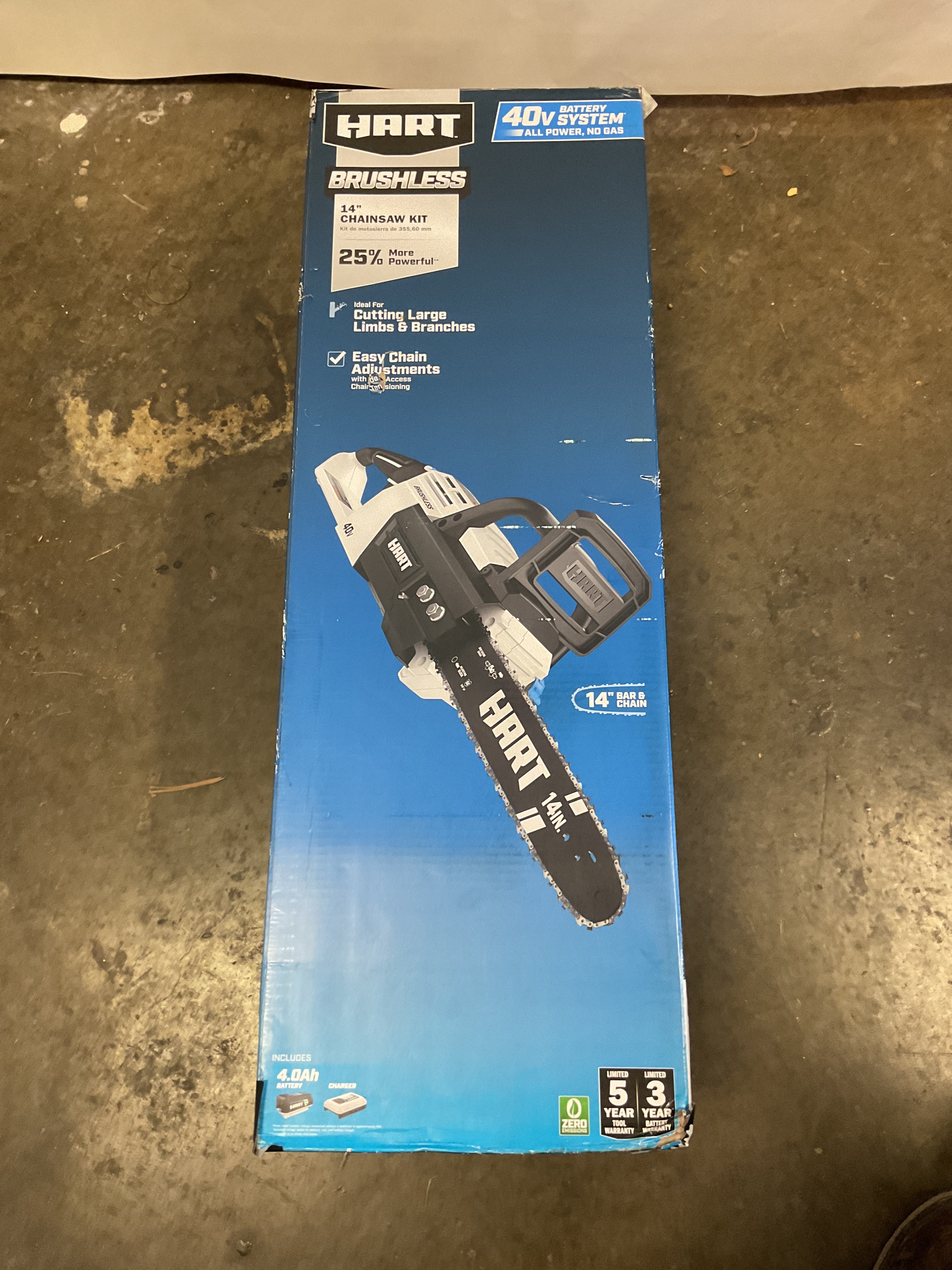 HART Brushless 14" Chainsaw Kit
