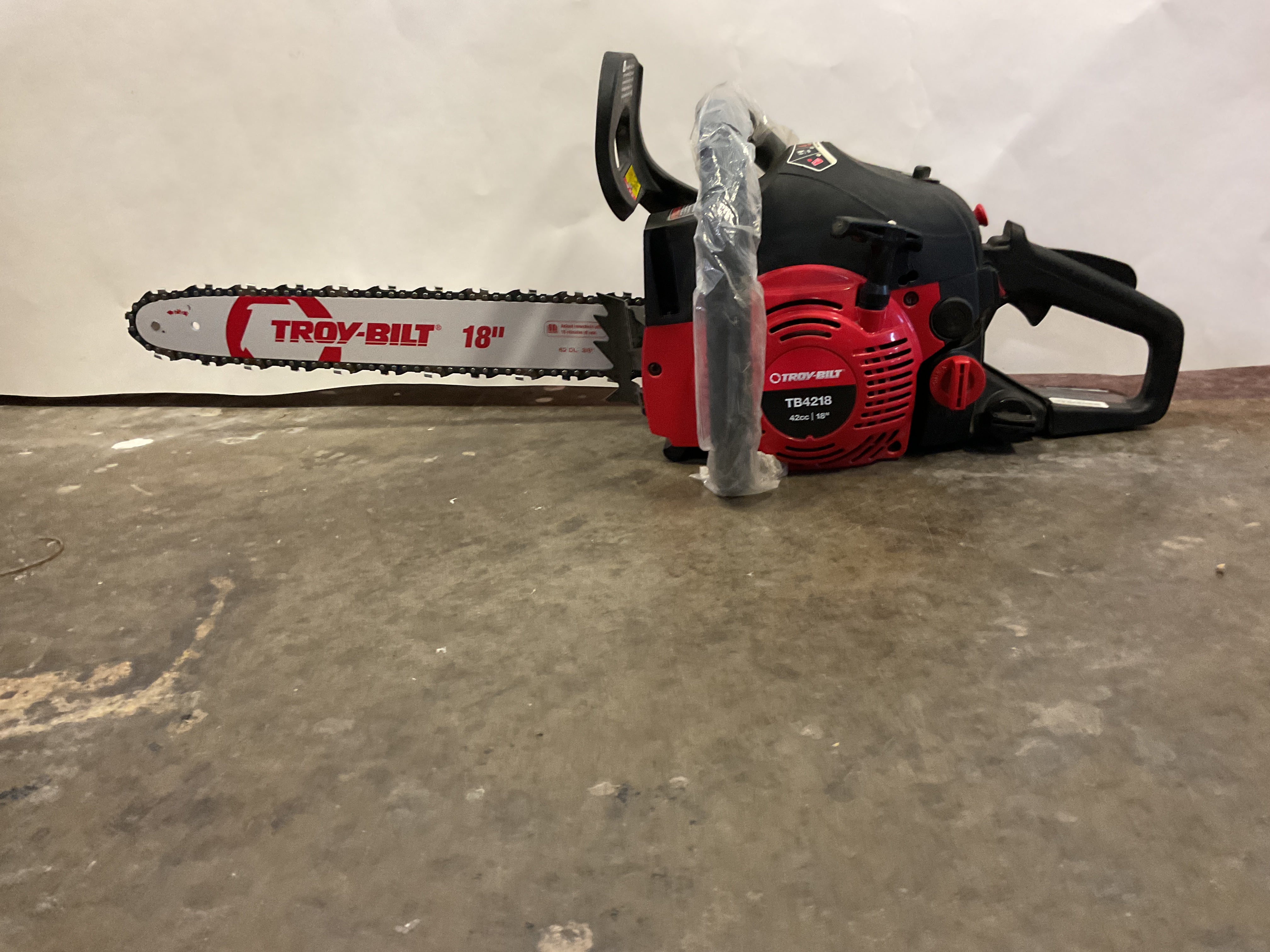 Troy Bilt 42cc 18" Chain Saw - PICK UP ONLY