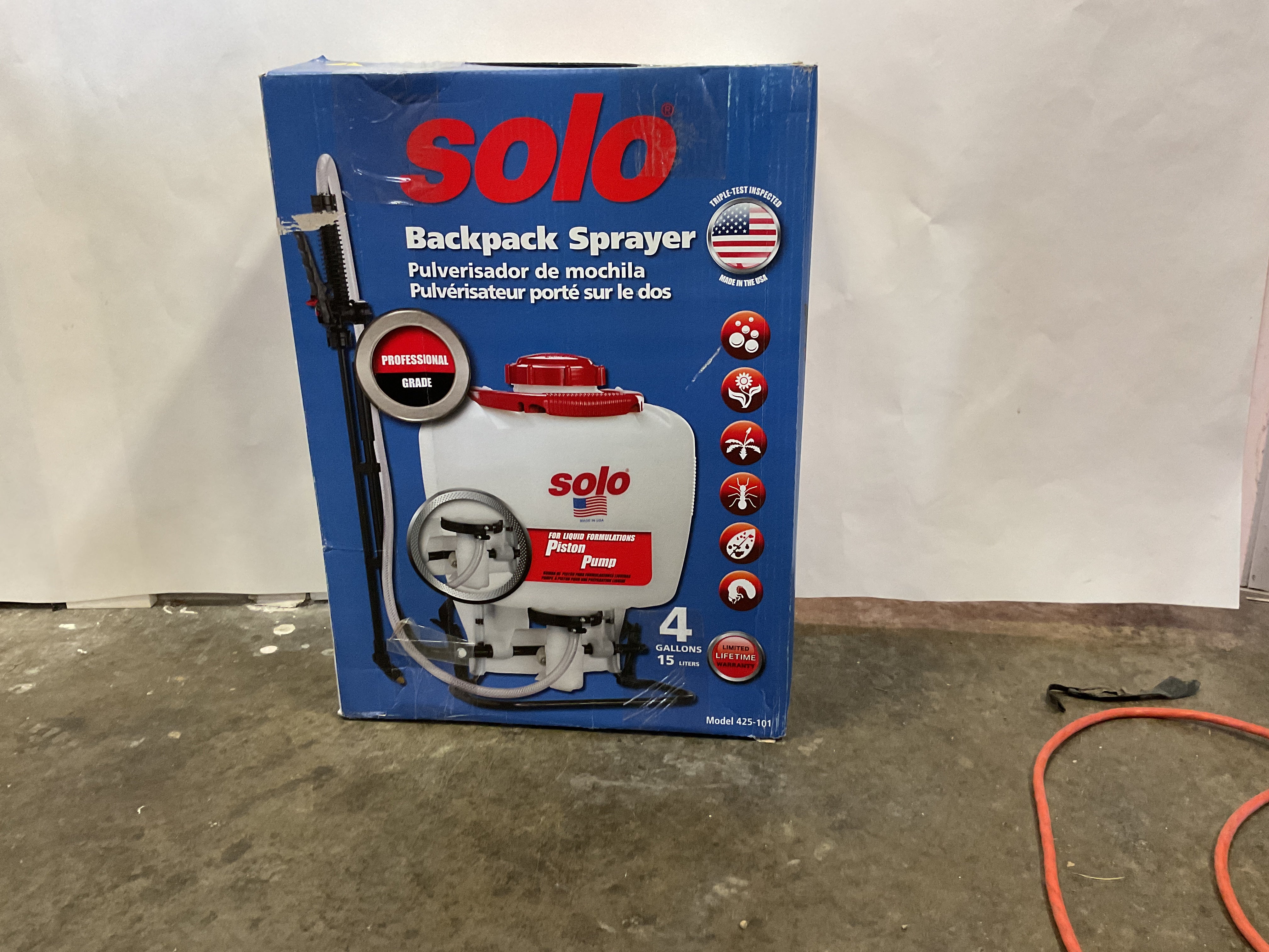SOLO 4 Gallon Backpack Sprayer - PICK UP ONLY