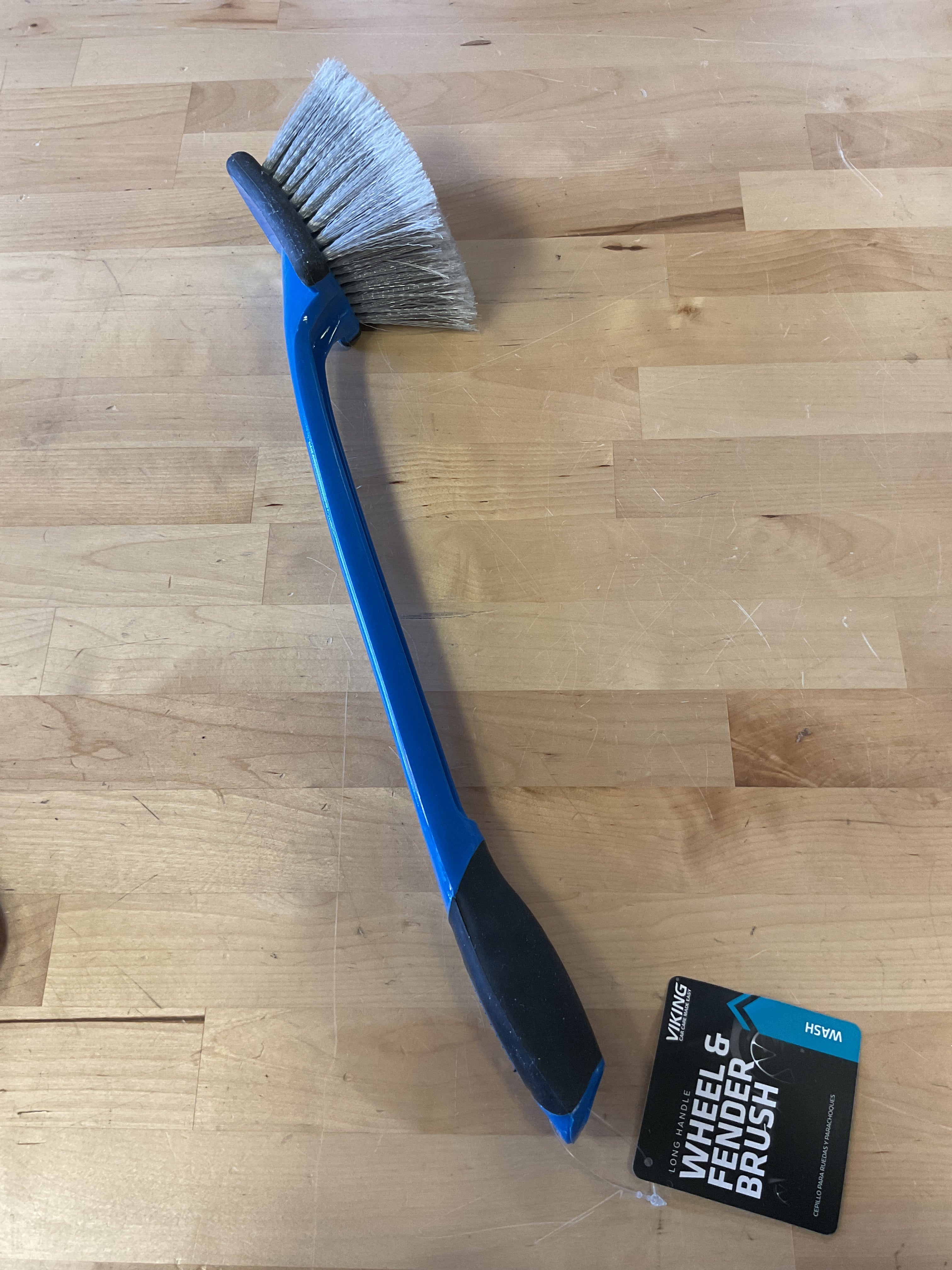 Viking Long Handle Wheel & Fender Brush