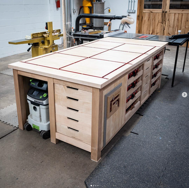 Ultimate Workbench / Outfeed Table Plan - John Malecki Store