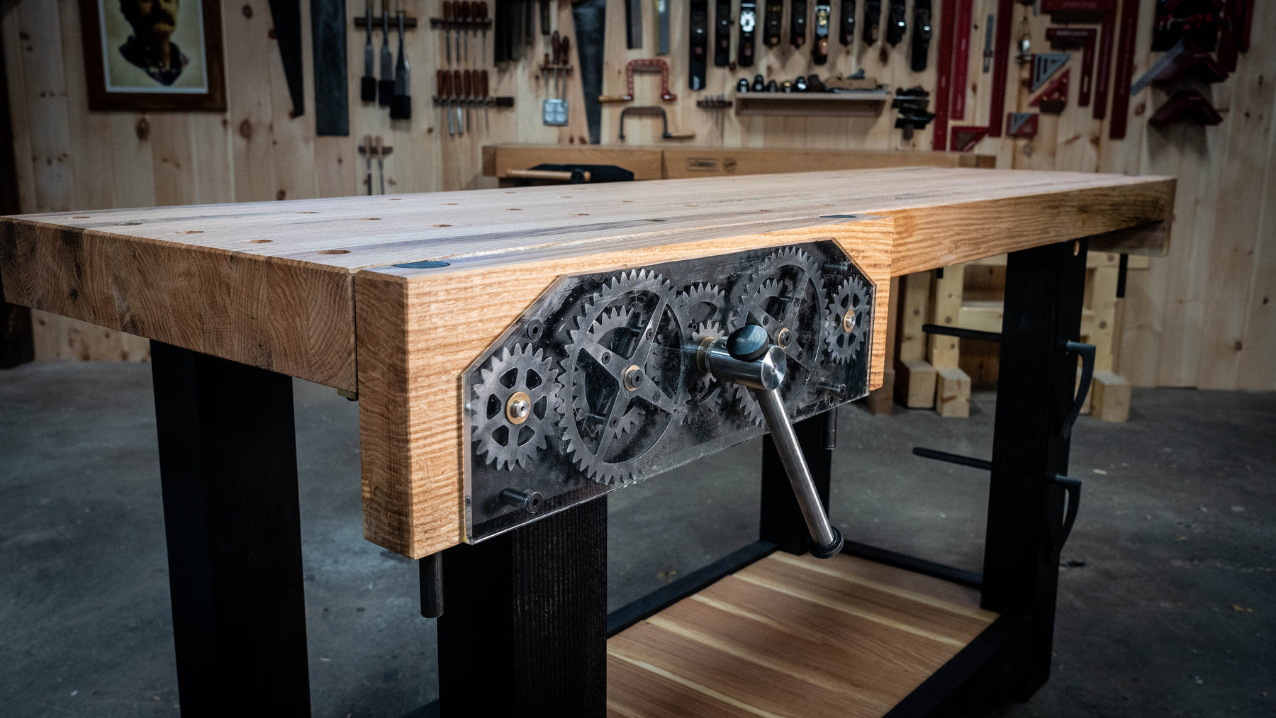 Build A Woodworking Workbench